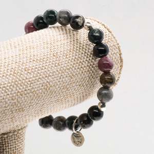 Jewelry: Tourmaline and Silver bead bracelet