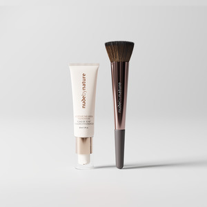 Kits And Bundles: Moisture Infusion Foundation & Buffing Brush Duo