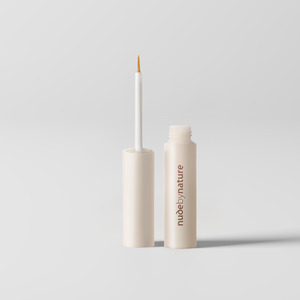 Eye Makeup: Lash and Brow Boosting Serum