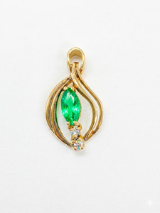 Pendants Collection: 9ct Emerald/diamond pendant
