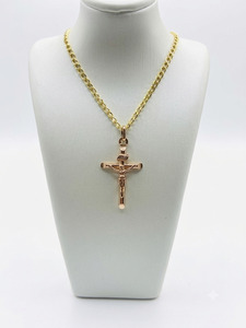 Pendants Collection: 9ct crucifix