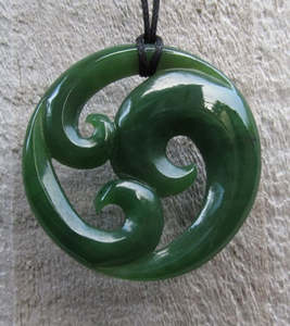 Jewellery: Triple Koru  circle Green stone pendant