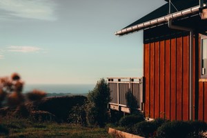 off-grid Nut Brown Rose