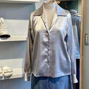 Blouse: Anine Bing Mylah Shirt - SIZE S