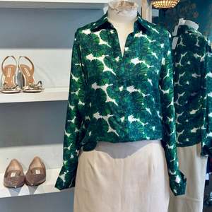 Frontpage: Max Mara Silk Shirt - SIZE NZ 8