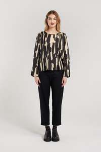 Winter Coats And Blazers: ESSENTIAL PANT | BLACK