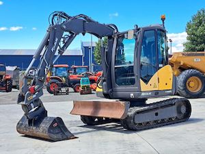 Excavators: 2018 Mecalac 6MCR Excavator