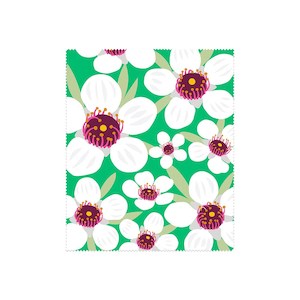 Bright Botanical Manuka Lens Cloth