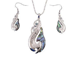 Paua Shell Jewelry: Boxed Paua Manaia Laser Rhodium Pendant set