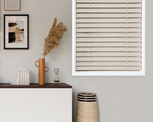 Products: Phoenixwood Venetian 50mm cordless (import) - NZ Blinds