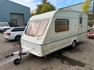 Products: 2002 Swift Lifestyle 450 $20,995.00