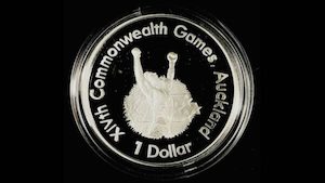 Products: 1989 Commonwealth Games Silver Proof Coin Runner