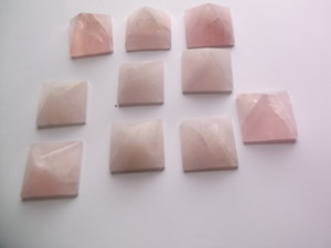 Products: Rose quartz pyramids - NZ Gems