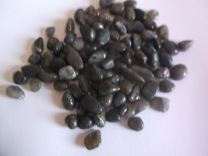 Products: Labradorite (undrilled - 100g) - NZ Gems
