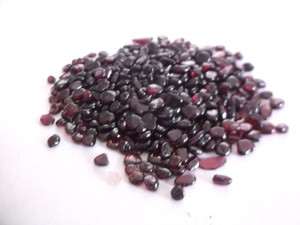Products: red garnet tumble (polished ) - NZ Gems