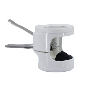 Nail Clipper with Illuminated Magnifier