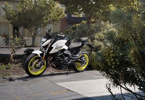 Products: CFmoto 650NK