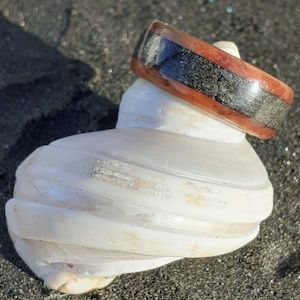NZ Native Rimu with Volcanic Ironsands Ring - Beach Art Series - NZ NATIVE WOOD RINGS