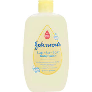 Bathing Baby: Johnsons And Johnsons Baby Top To Toe Bath 200ml