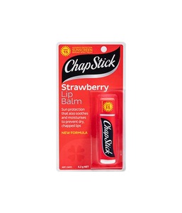 Chapstick Strawberry Lip Balm SPF15 4.2g