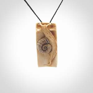 Fumio Noguchi: BAMBOO SNAIL