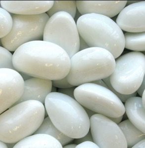 High Gloss Snow White Pebbles (Medium Size 20kg)