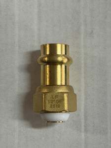 Pipes Fittings: [CPF1026] Copper Press Brass Swivel Adaptor