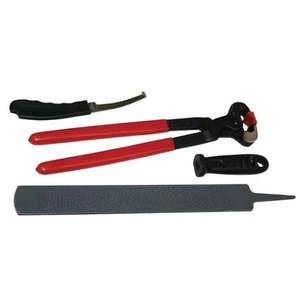Hoof Care: Roma 4 Piece Farrier Kit