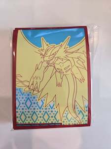 Pokémon accessories: Pokémon cards sleeves . Roaring Moon