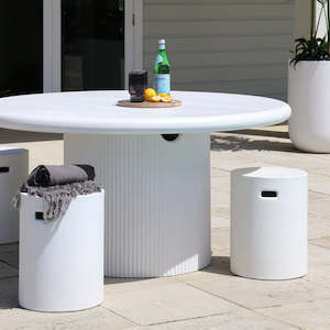 Outdoor: PATRAS ROUND CONCRETE TABLE