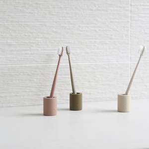 DESIGNSTUFF – Wheatstraw Toothbrush