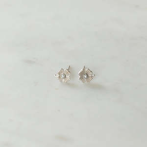LOVE LILY STUDS - Sophie