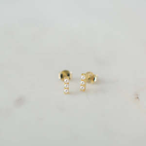 Pearl Bar Stud - Sophie
