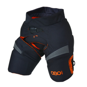 Pants: CLOUD Hot Pants