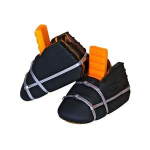Feet: CLOUD Kickers