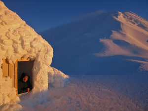 Products: Mt Taranaki 2008 - 04 - Occasional Climber