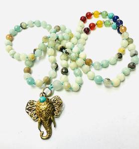 Necklaces: Necklace elephant with beads