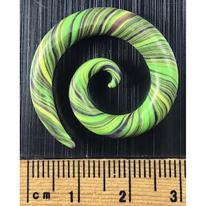 Ear Stretcher: Nr D611 Spiral ear gauge 6mm
