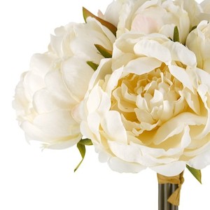 Foliage: Vintage Peony Bouquet Cream