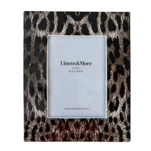 Photo Frame with Leopard Spots 5x7