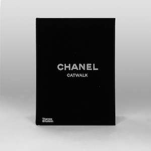 Stationary Gifts: Chanel Catwalk