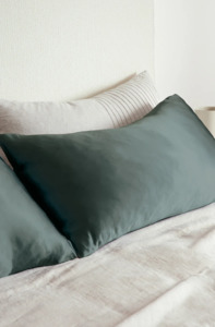 New: Silk Pillowcase Ocean