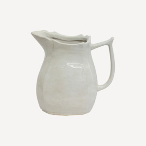 Jolie Jug