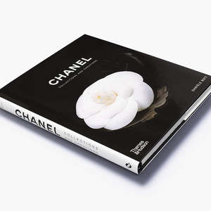 Stationary Gifts: Chanel Creations and Collections