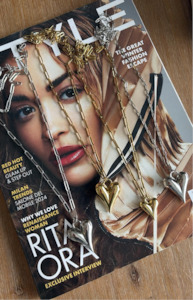 Modern Hearts Necklace Long Gold