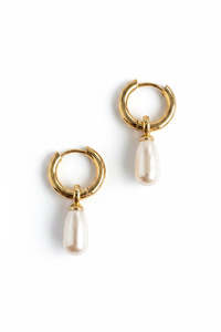 The Odi Edit: Pearl Droplet Hoops or Huggies Gold/White