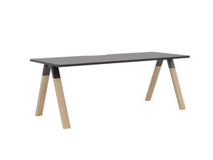 Desks Workstations And Reception Counters: Knight Ligna Fixed Height Desk 2000 x 800