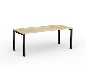 Cubit Desk