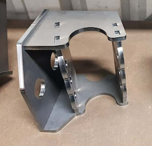 Axle Link Mounts: Upper Link Mount Angled