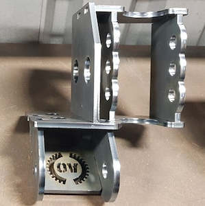Axle Link Mounts: Equal Link Mount